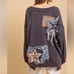 Blue Velvet Star Patchwork Star Sweatshirt gray blue distressed pocket